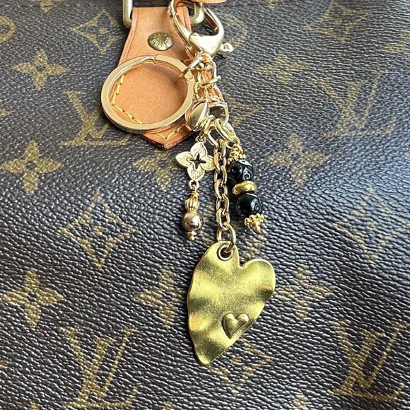 GOLD HEART Bag Charm Dangle Beads - Picture 6 of 7